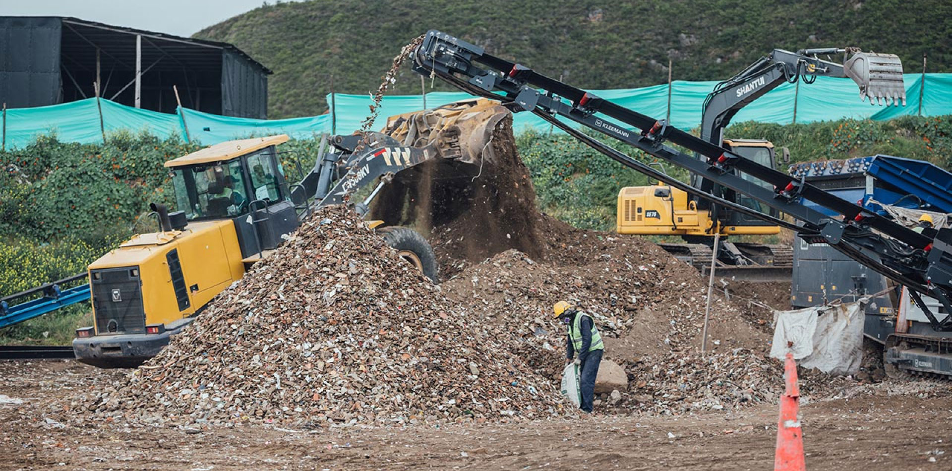 ¿Cómo Deben Entregar los RCD? Descubre Nuestro Servicio en Siete Pasos para Facilitar la Gestión de Residuos de Construcción y Demolición